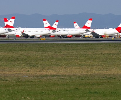 Geparkte Flugzeuge von AUA in Wien: Momentan beträgt die Kapazität nur 15 Prozent.