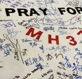 MH370-Gedenktafel: Das Wrack bleibt verschollen.