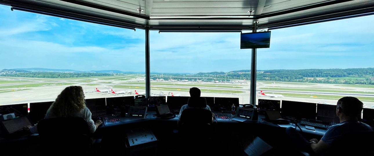 Kontrollturm in Zürich: Schweizer Lotsinnen und Lotsen sind verunsichert.