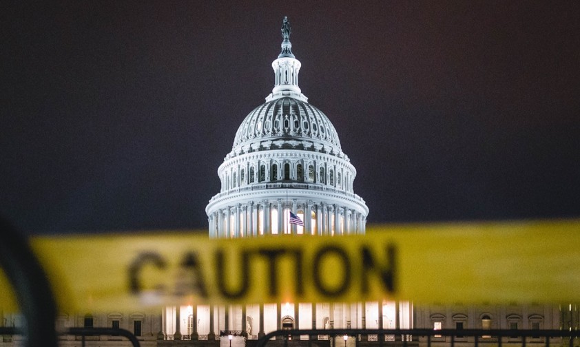 Kapitol in Washington: Zwei Senatoren fordern eine bessere Arbeit der FAA.
