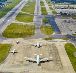 Flughafen Gatwick mit beiden Pisten: Die nördliche Piste wird bis 2030 verschoben.