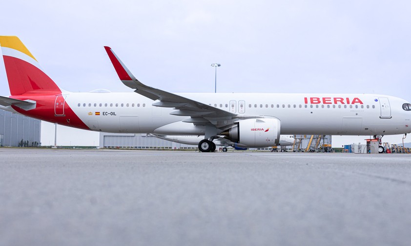 Erster Airbus A321 XLR: Bei Iberia trägt das Flugzeug die Kennung EC-OIL: