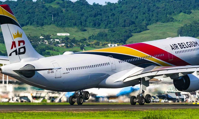 Airbus A330 von  Air Belgium: Die Airline sucht einen Käufer.