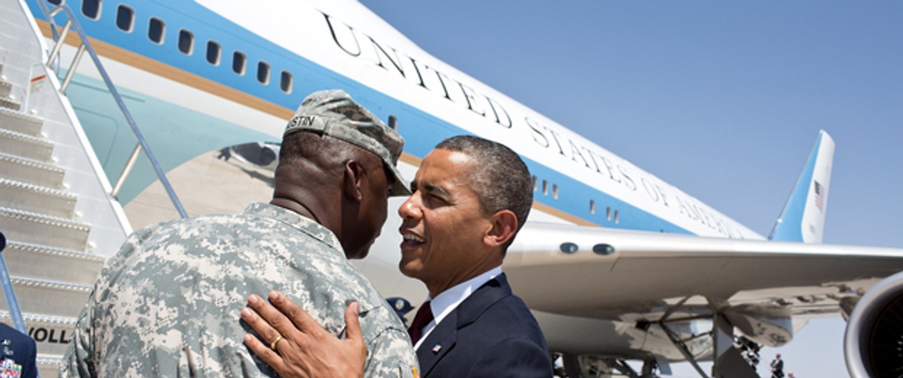 Barack Obama fliegt mit der Air Force One: Fliegender Hochsicherheitstrakt, fliegendes Kommunikationszentrum, fliegendes Hotel und fliegendes Konferenzzentrum in einem.