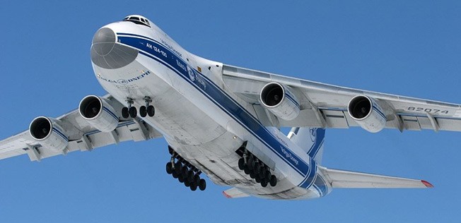 Antonow An124: Volga Dnepr fliegt mit dem Riesenflieger künftig für Boeing.