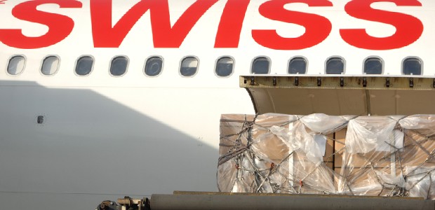 Fracht vor Swiss-Maschine: Der Container war unbeschädigt.