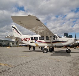 Gippsaero GA8 Airvan von Fly GTA: Die Airline bietet auch Charterdienste und Rundflüge an.