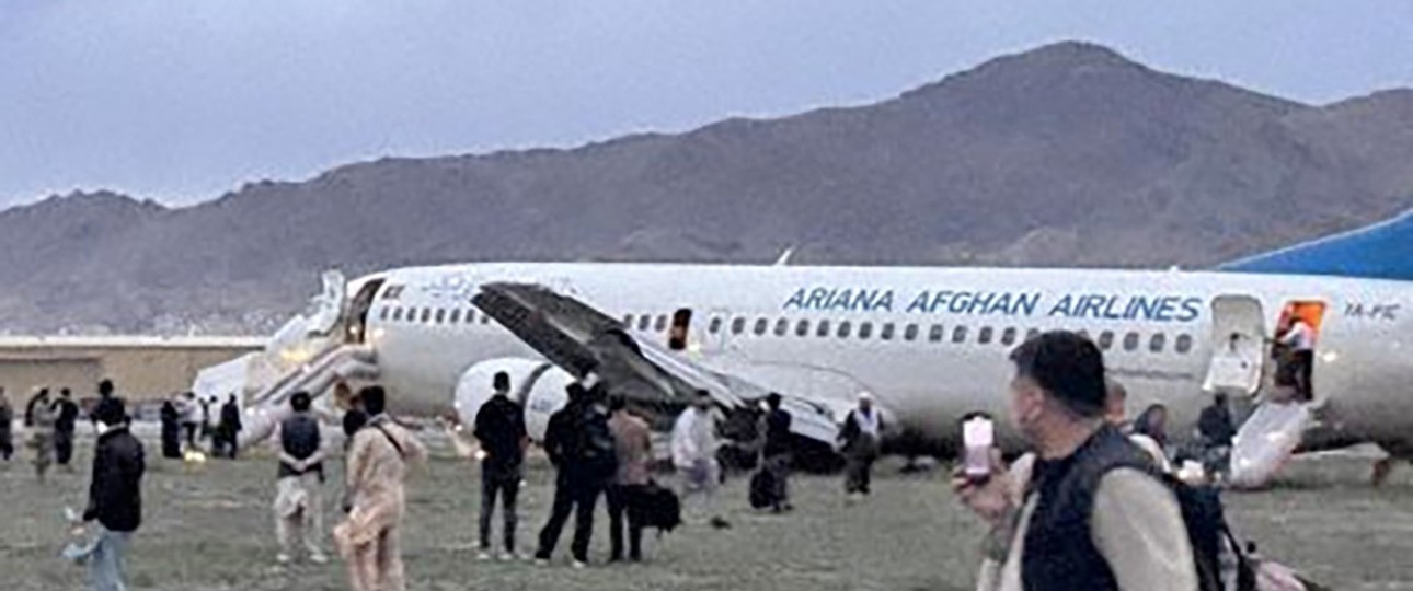 Die Boeing 737 von Ariana Afghan Airlines nach dem sie zum Stoppen kam: Keine Verletzten.