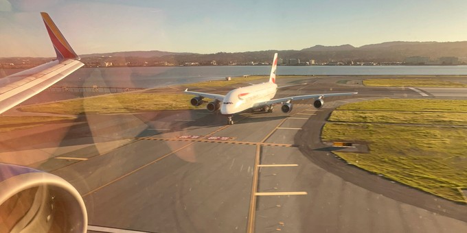 Die Vorteile eines Fensterplatzes beim Endanflug in San Francisco