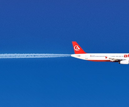 Werbung von Atlasjet: Die Fluglinie will expandieren.