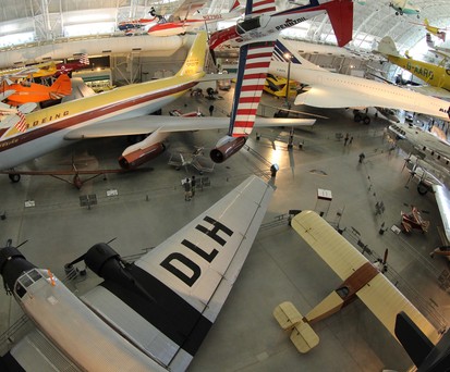 Die Sammlung von Flugzeugen und Raumfahrzeugen der Smithsonian Institution ist die größte der Welt.
