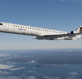 Bombardier CRJ1000 von Britair: Die Airline muss sparen.