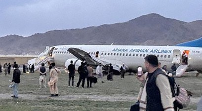 Die Boeing 737 von Ariana Afghan Airlines nach dem sie zum Stoppen kam: Keine Verletzten.