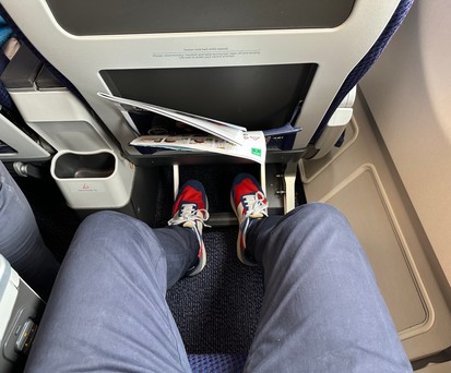 Brussels Airlines bietet in der Premium Economy einen sehr bequemen Sitz und viel Beinfreiheit.