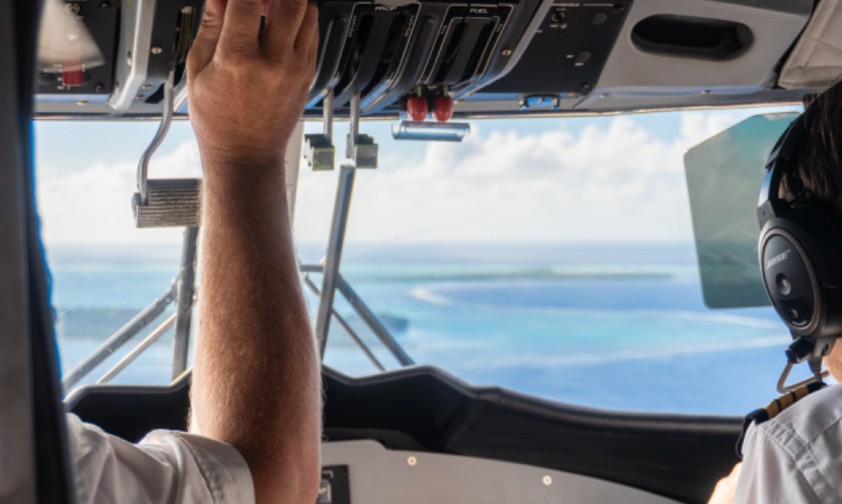 Piloten in Twin Otter: Air Tetiaroa erhält ein neues Flugzeug.