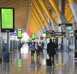<strong>Platz 9: </strong>Spanien: 19.289 Starts pro Woche. Hier zu sehen, der Flughafen Madrid-Barajas.