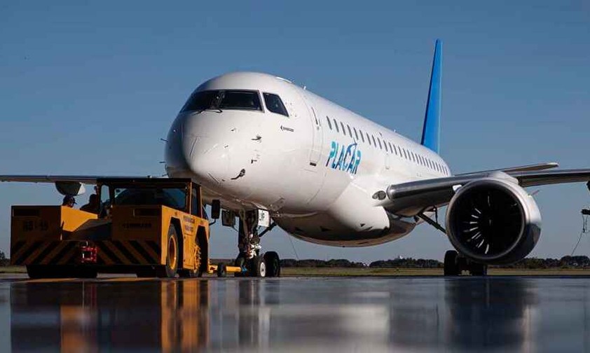 Die Embraer E190-E2 im Kleid von Placar Linhas Aéreas: Die Airline hat zwei Fluguzeuge mit einer wechselvollen Geschichte.