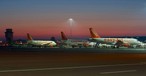 Flieger von Easyjet in Southend: Bald stehen auch blau-gelbe Flieger hier.