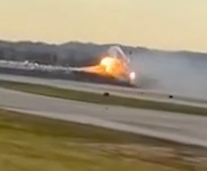 MD-11 kurz vor dem Abheben: Das Flugzeug verlor ein Triebwerk