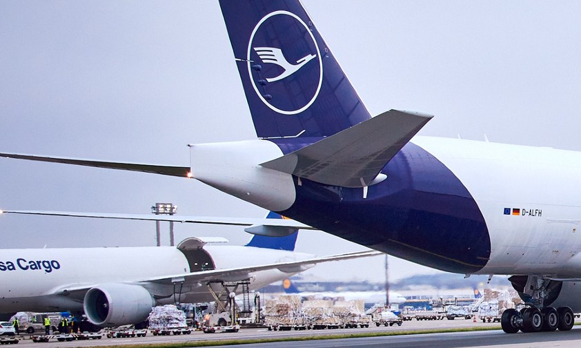 Boeing 777F von Lufthansa Cargo: Bald in Gesellschaft kleinerer Jets?
