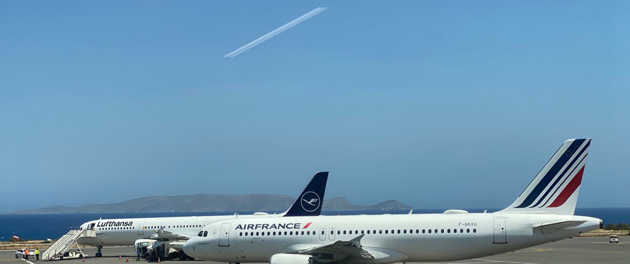 Flieger von Lufthansa und Air France: Die europäischen Airlines beklagen sich über die Slot-Regeln.