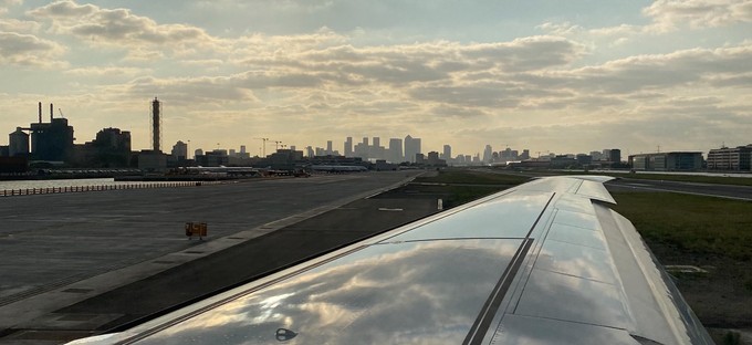 Der Stadtflughafen liegt nahe am Finanzzentrum der britischen Metropole.