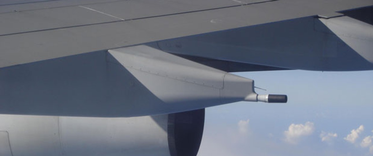 A340-Flügel: Die Forscher tüfteln an den Airbus-Teilen.