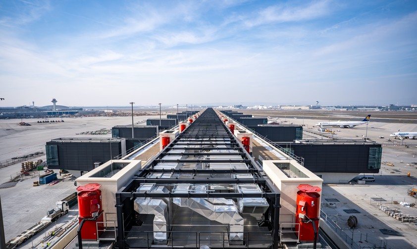 frankfurt terminal 3 Pier 1 © Dieter Hassinger