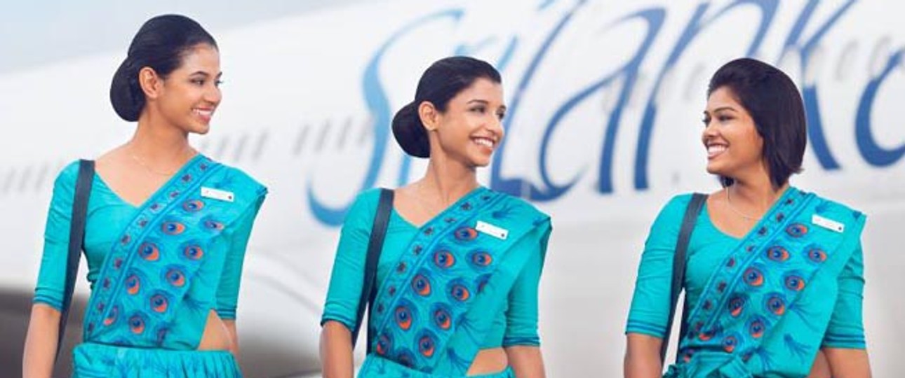 Flugbegleiterinnen von Sri Lankan Airlines: Sie sollen bei der Restrukturierung mithelfen.