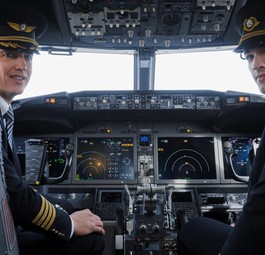 Piloten von Belavia: Jetzt mit russischem Acars unterwegs.