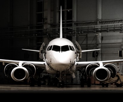 Superjet 100: Die Triebwerke müssen in Frankreich repariert werden.