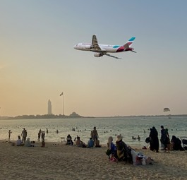 eurowings abu dhabi strand