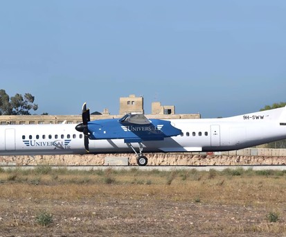 De Havilland Canada Dash 8 von Universal Air: Nicht mehr auf Linienstrecken unterwegs.