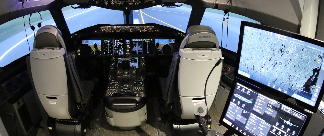 Im neuen Boeing-787-9-Simulator in Wien. Von ...