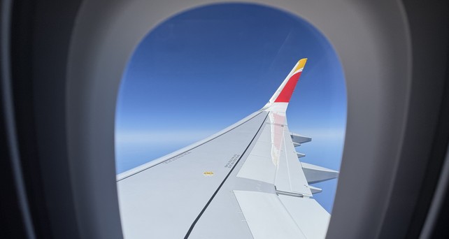 Blick aus dem Fenster: Mit dem Airbus A321 XLR über dem Nordatlantik.