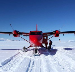 Eine Dash 6 der British Antarctic Survey: Die Flugzeuge werden von Kanada in die Arktis gebracht.