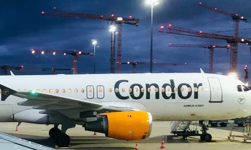 Airbus A320 von Condor: Gleich zwei Mal kam es zu ungeplanten Flugverläufen.