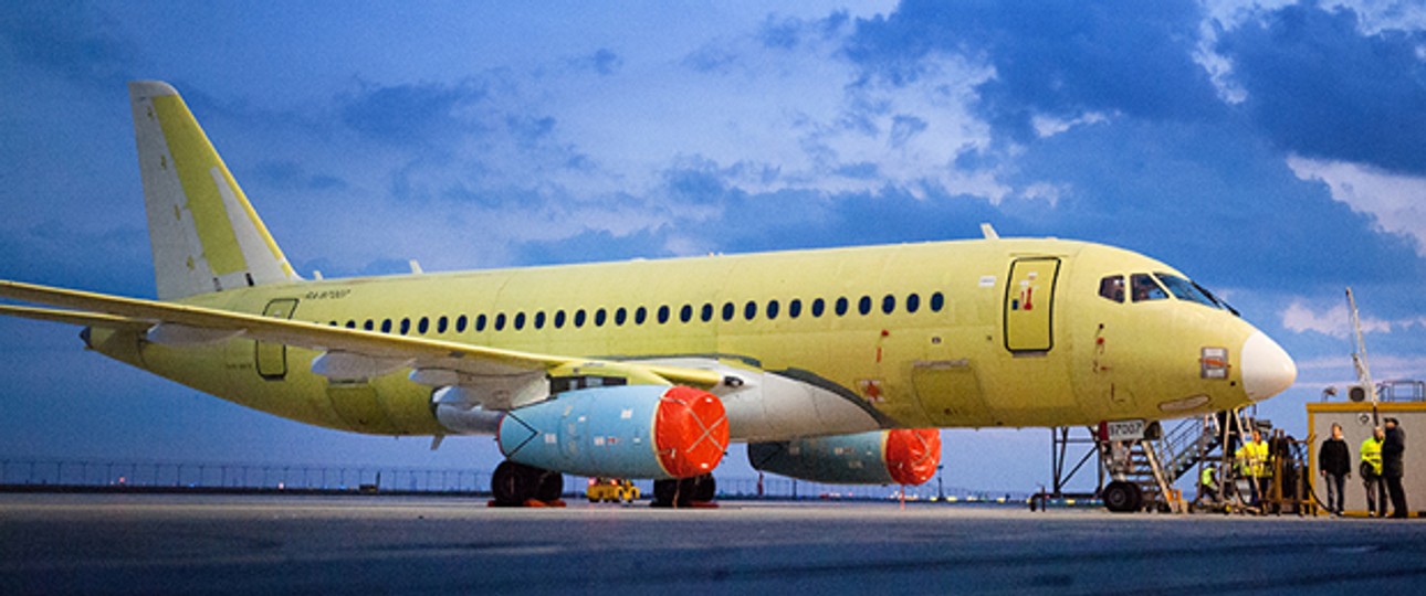Sukhoi Superjet wartet auf die Lackierung: Der Staat stützt das Projekt.
