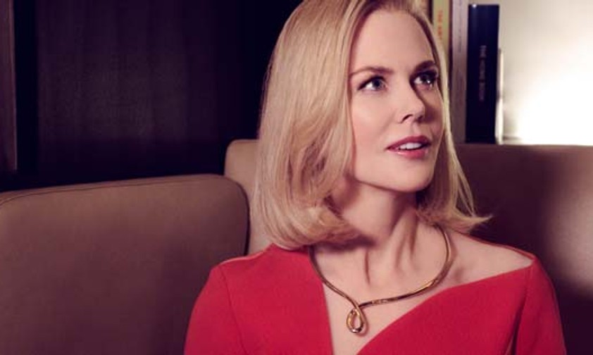 Nicole Kidman und der Falke in der First Class