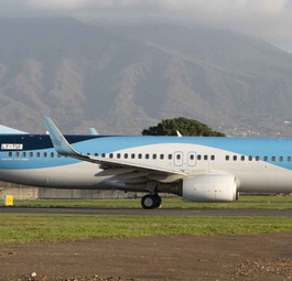 Bei Tui Belgium flog die Maschie mit dem Kennzeichen OO-TUP. Heute ist sie als LY-TUI  für Getjet Airlines unterwegs.