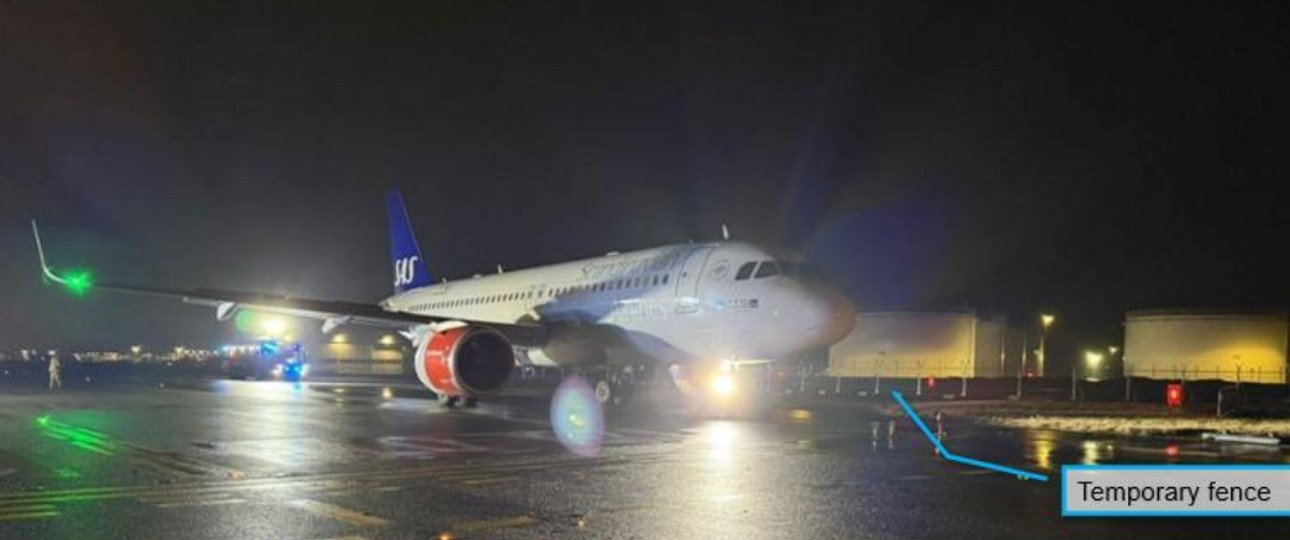 Airbus A320 Neo von SAS: Das Flugzeug nach dem es kurz vor dem Flughafenzaun zum Stehen gekommen.