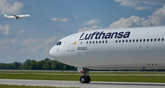 lufthansa airbus a340 600 mahan air