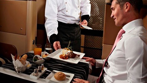 Frisches Rib Eye in 10'000 Metern Höhe: Bei Etihad geht das nun.