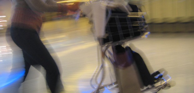 Passagiere am Flughafen: Bald mit weniger Rechten?