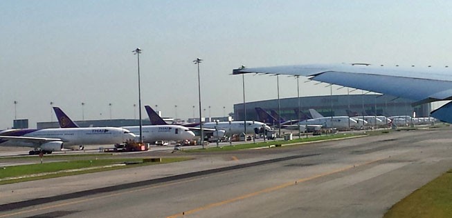 Am Flughafen Bangkok Suvarnabhumi.