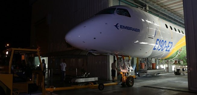 Gegenüber der aktuellen Modellreihe E-Jet verspricht Embraer bei den E2-Jets 24 Prozent Kosteneinsparungen pro Sitz.
