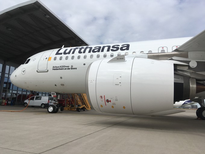 Er trägt das Kennzeichen D-AINK und den Taufnamen Heidenheim an der Brenz.