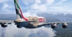 A380 vom Emirates: Das Flugzeug trägt die Courier-Express-Sonderlackierung