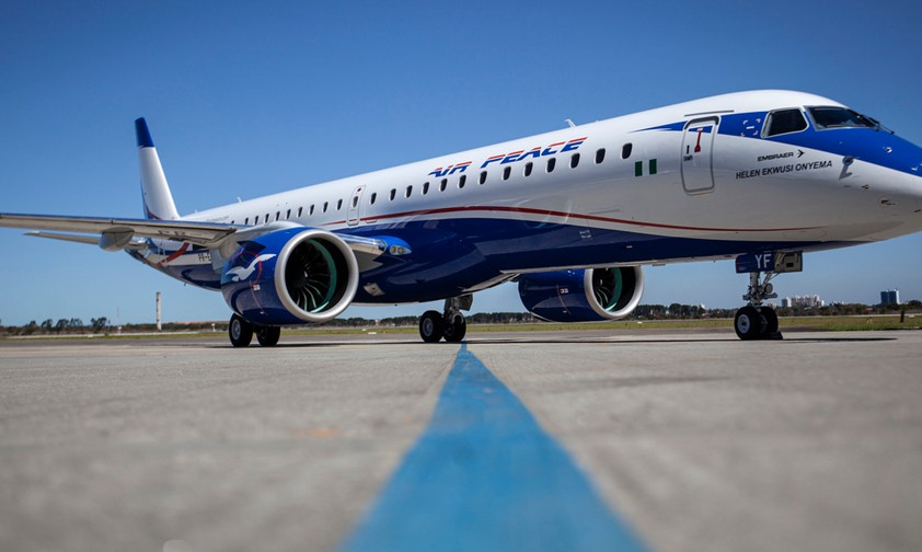 Embraer E-195 E2 von Air Peace: Die Airline erhebt schwere Vorwürfe an die Ölindustrie.