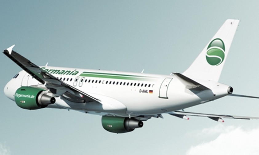 Flieger von Germania: Fliegt nicht mehr für Flytouropa auf die Kanaren.